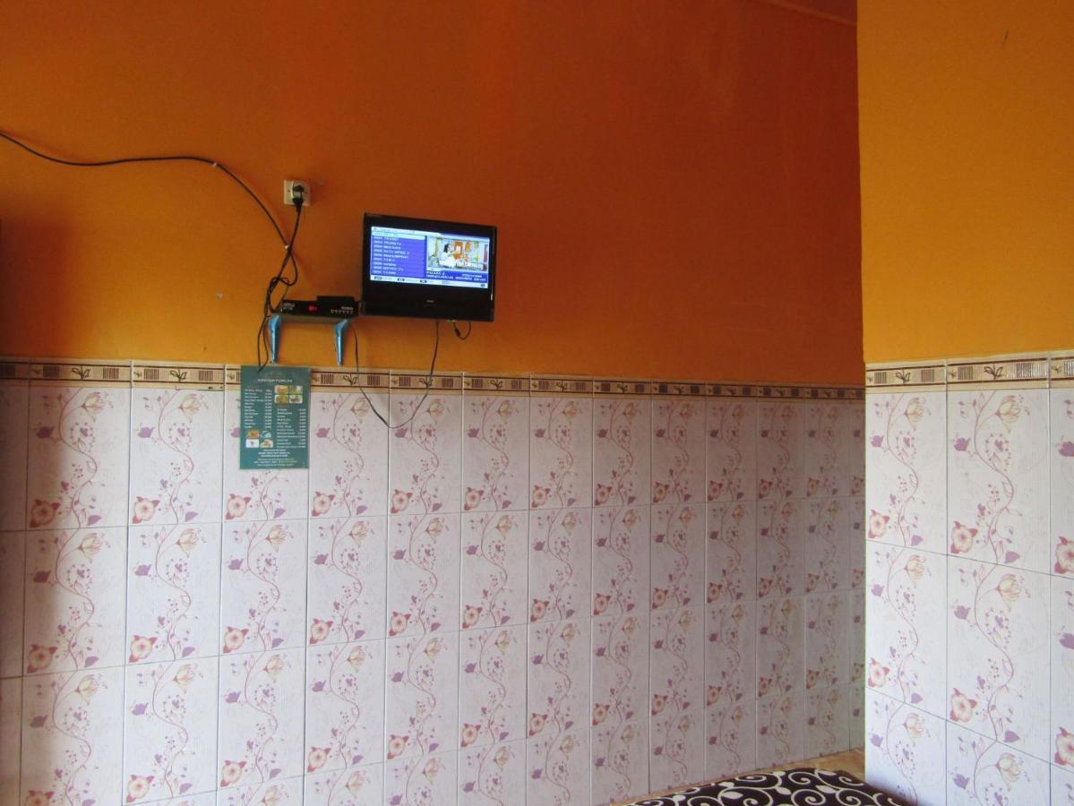 Losmen Kinasih Puncak & Gazebo Pandang Bantul Ngoại thất bức ảnh